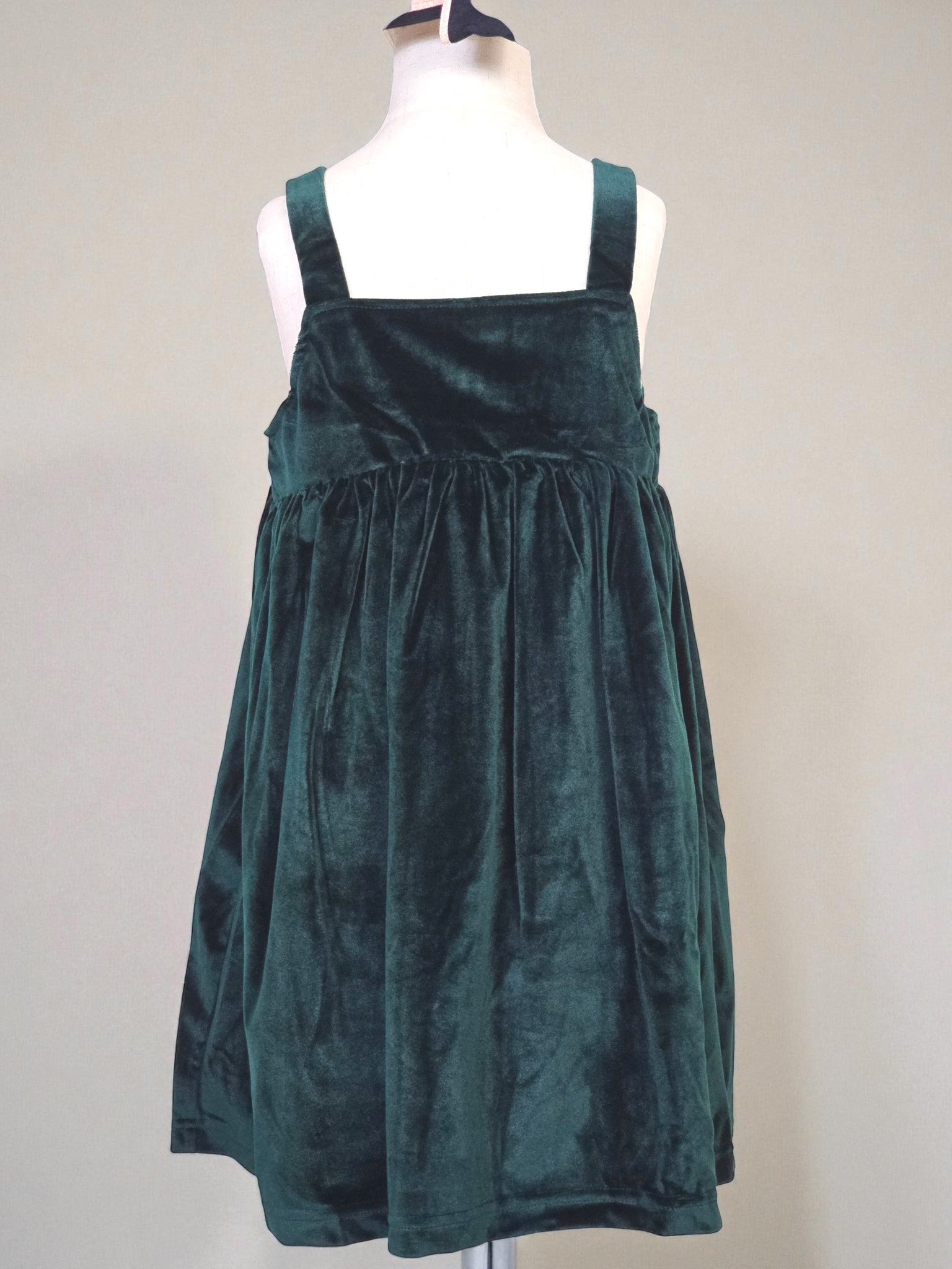 Emerald Velvet Sleeveless Dress