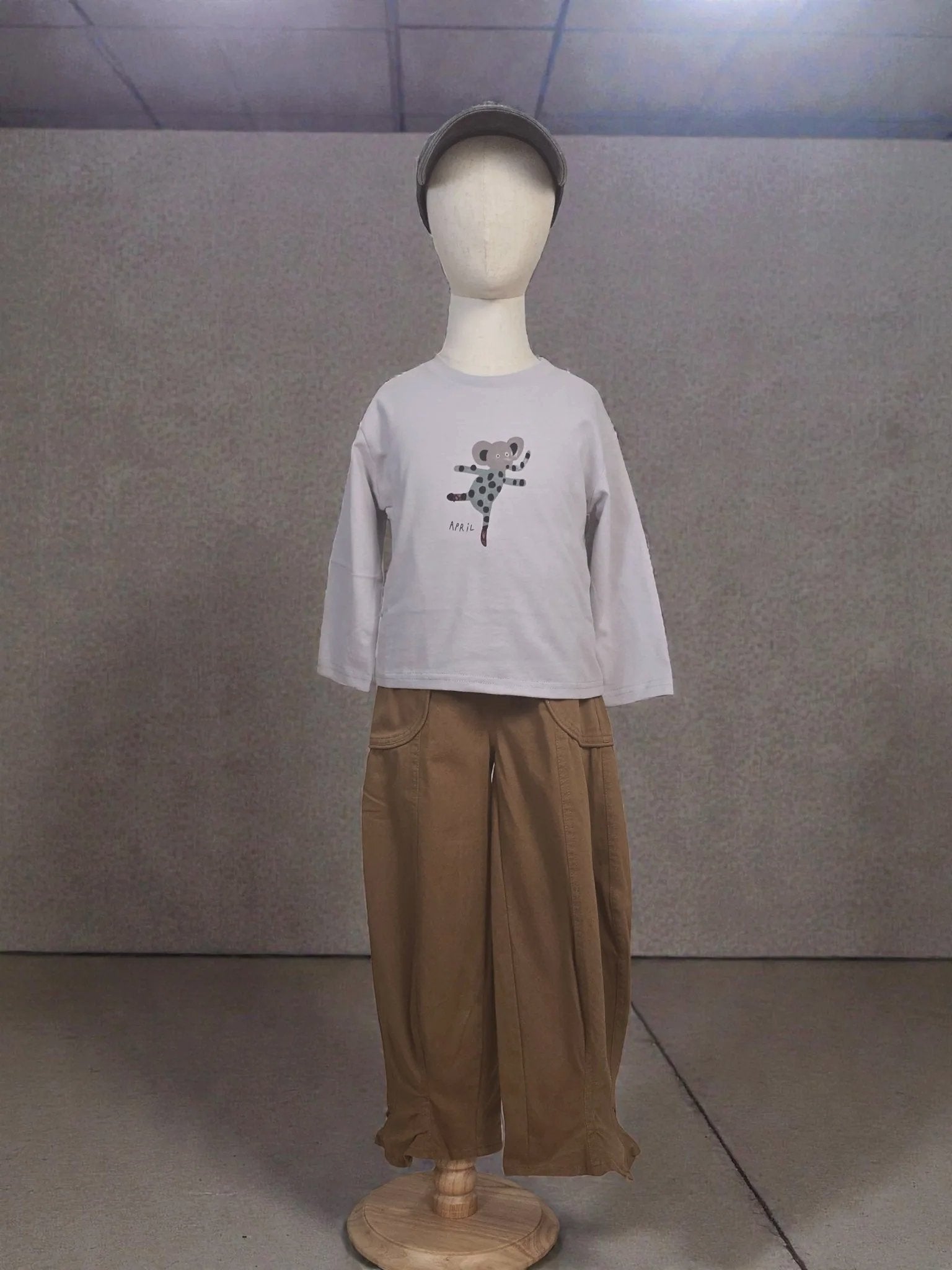 Elephant Graphic Long Sleeve Tee