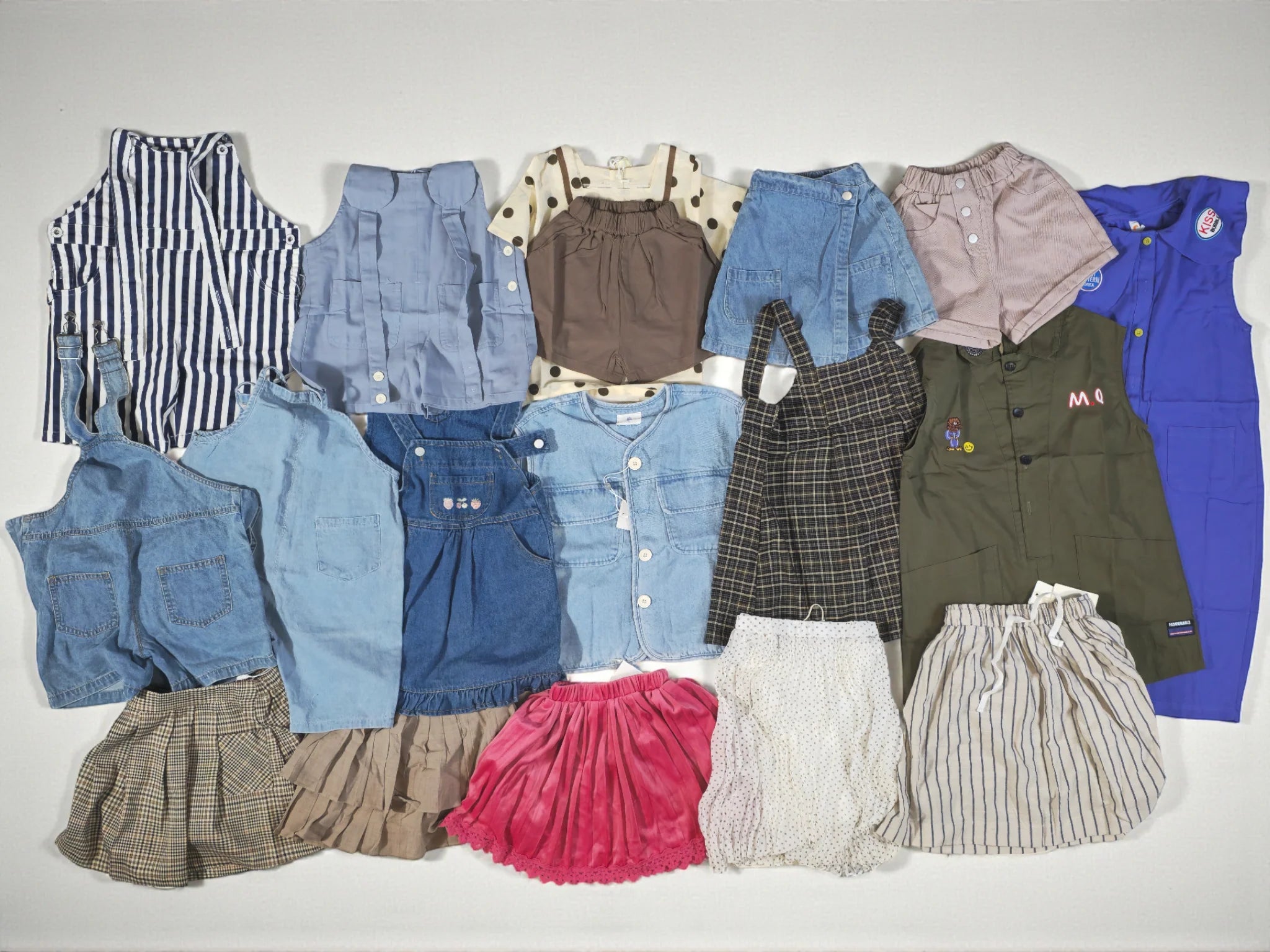 🎁 Mystery Bundle (Girls) (100% off)